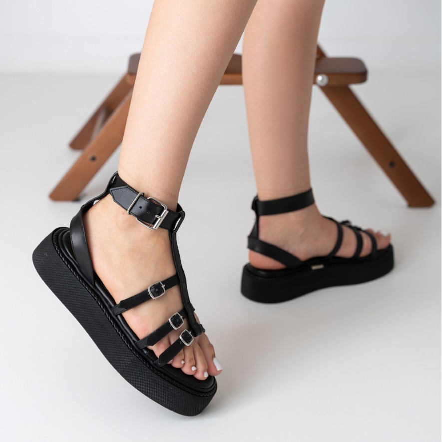   Sandale - . Arezzo - Black